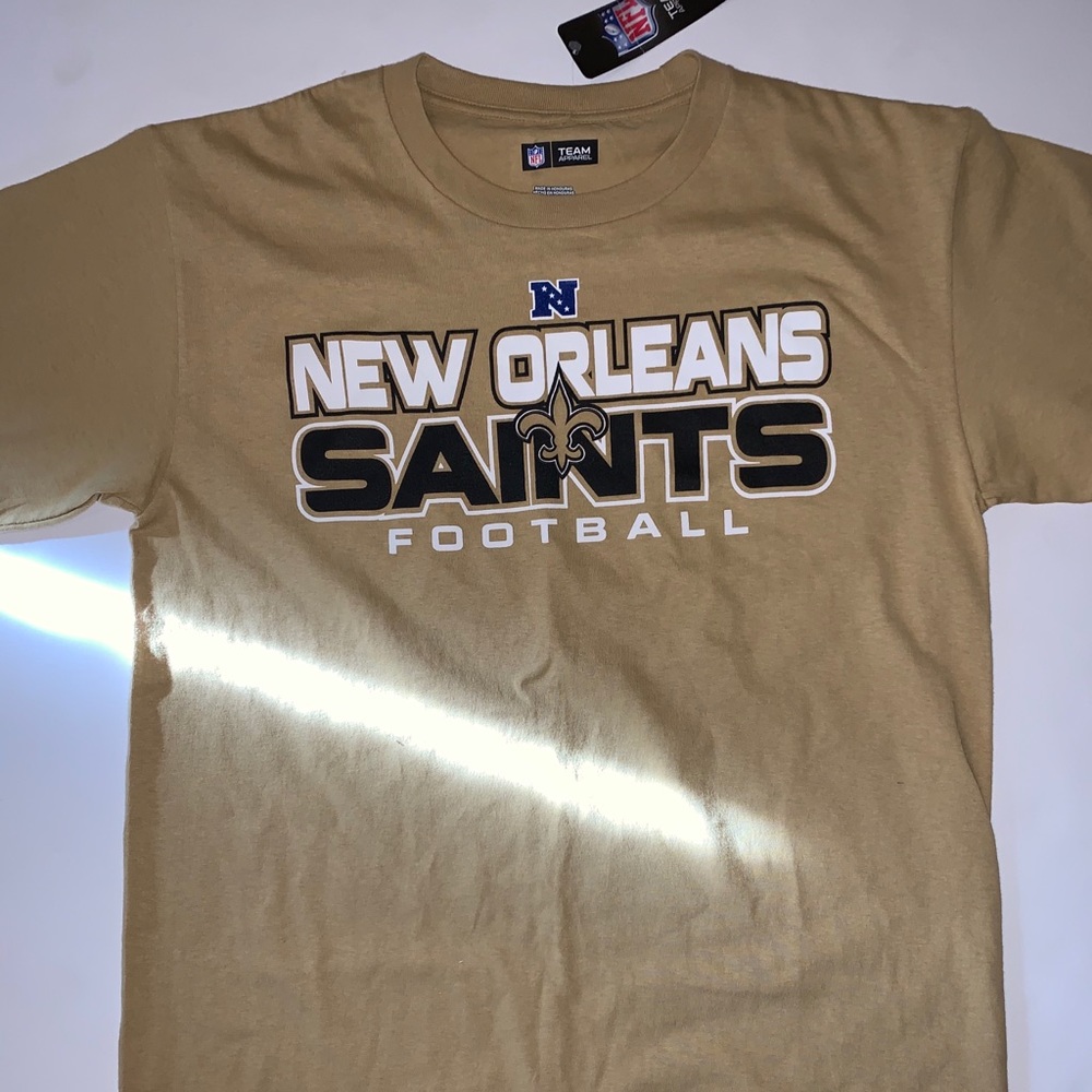New Orleans Saints Tee Size Medium